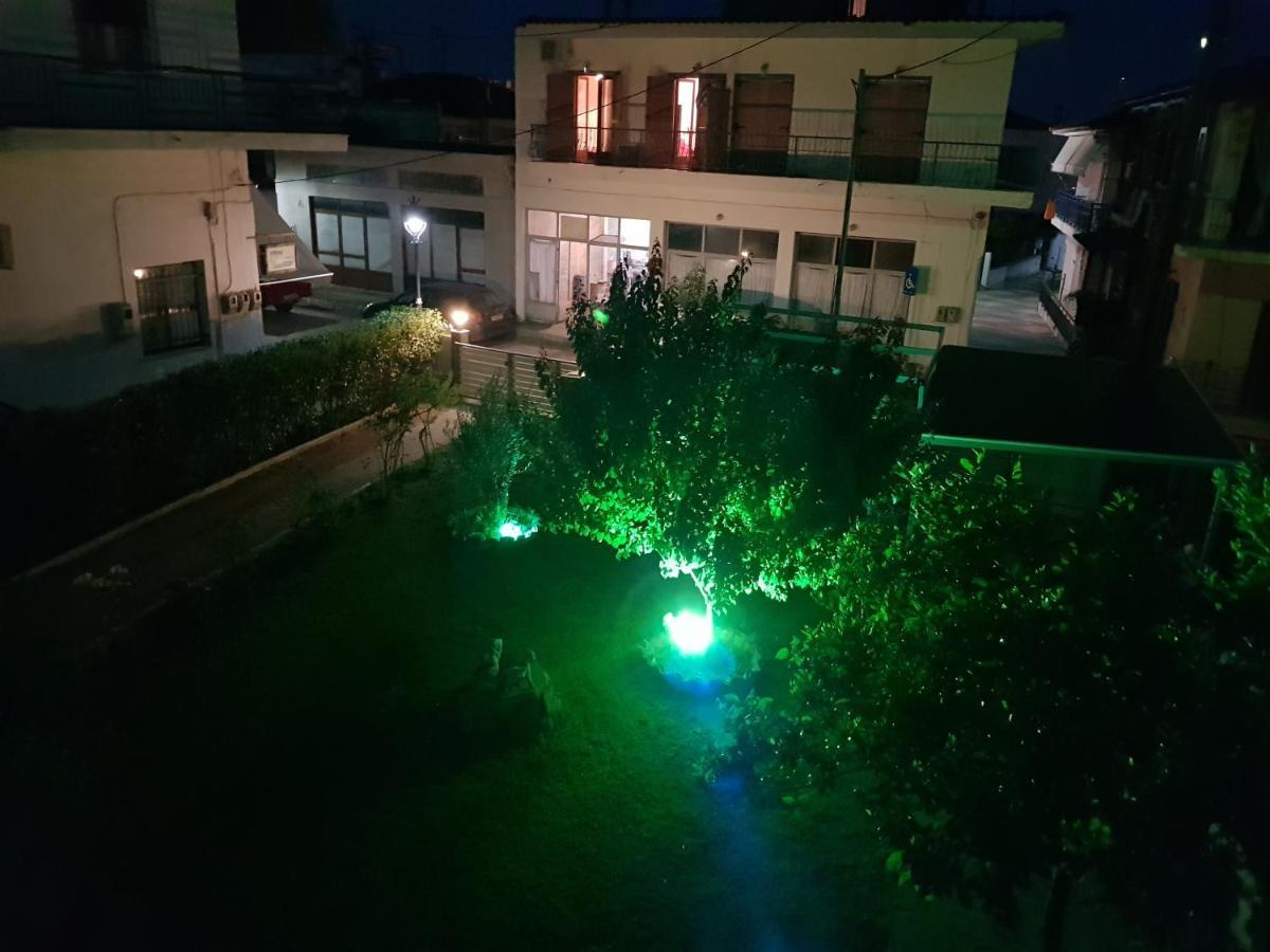 Magdalinos Appartments Nea Skioni Buitenkant foto